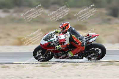 media/May-05-2025-Moto Forza (Mon) [[3c1838c5e5]]/2-B Group/Session 3 (Panning Test Turn 14 Inside)/